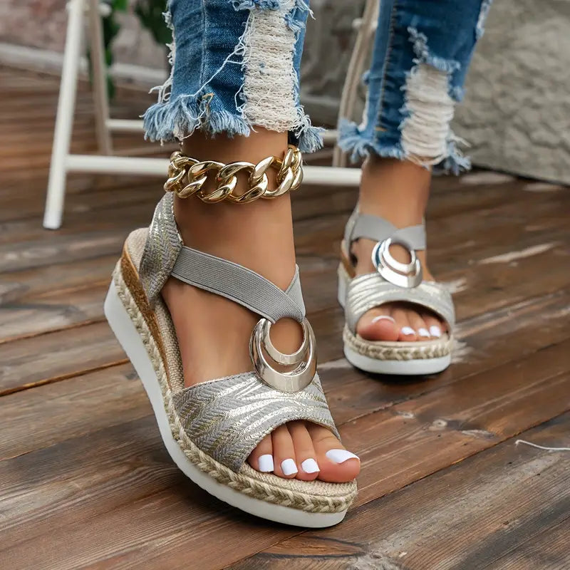 Kristy - Everyday Stability & Effortless Style