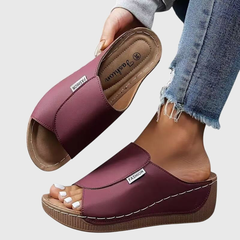 Esther Comfort Sandals – Stylish Everyday Support
