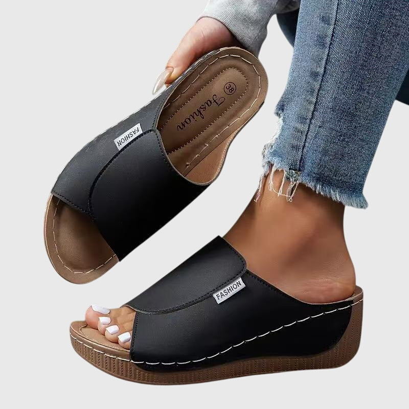 Esther Comfort Sandals – Stylish Everyday Support